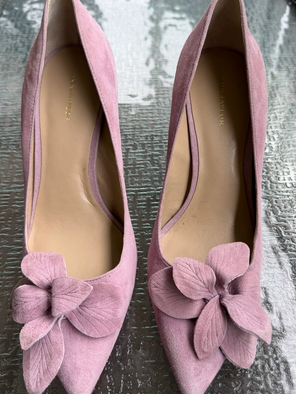 Ann Taylor Dusty Pink Suede Pointed-Toe Pumps with Suede Floral Accent